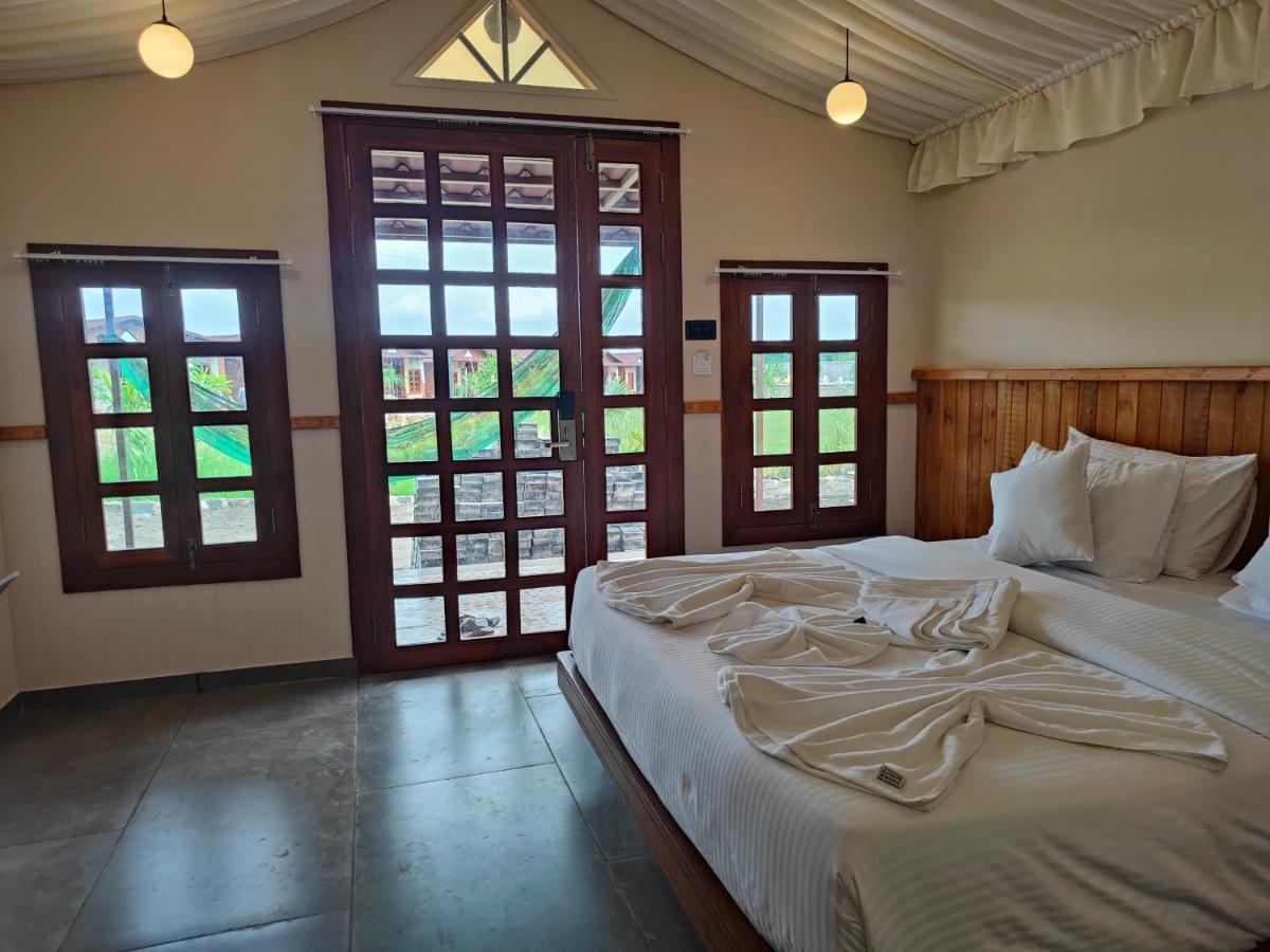 Nirvana Resort And Restaurant Garudeshwar Dış mekan fotoğraf