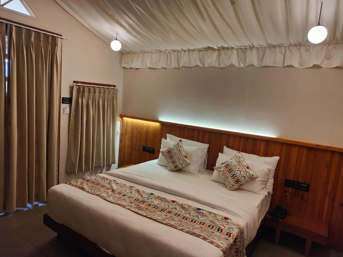 Nirvana Resort And Restaurant Garudeshwar Dış mekan fotoğraf